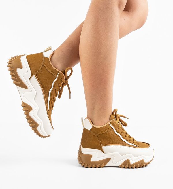 Maria Спортни Orangyna Камел