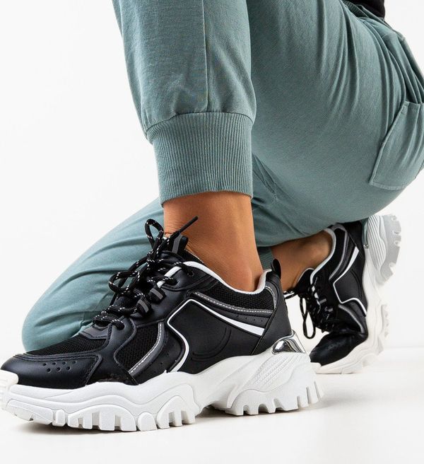 Kavia Спортни Pakat Черни