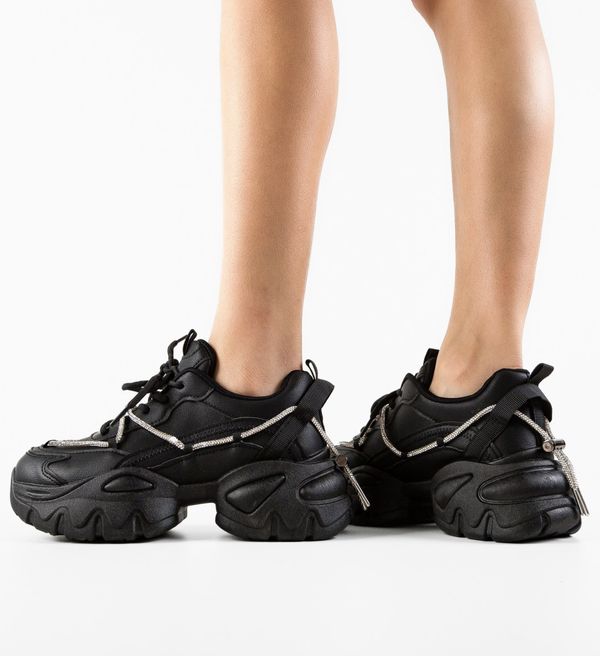 Carolie Спортни Paskal Черни