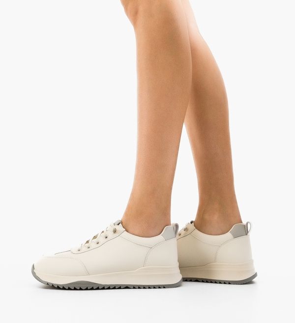 Mei Спортни Patlik Бели