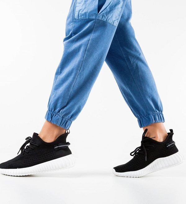 Mattar Спортни Petra Черни