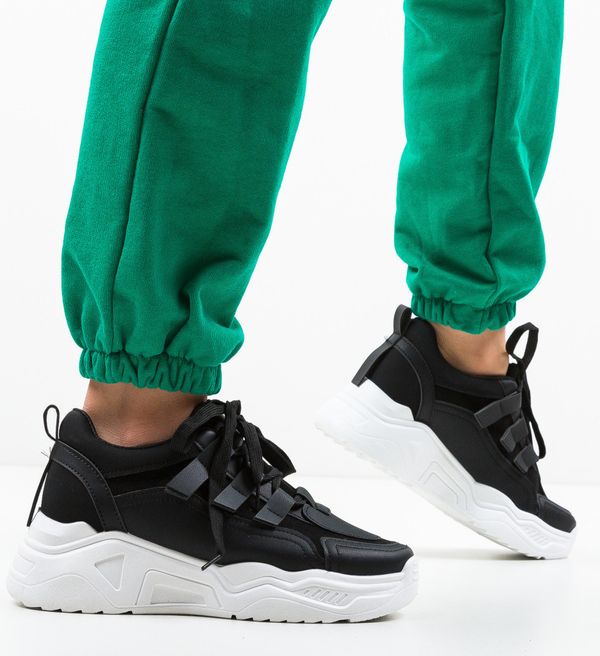 Botinelli Спортни Piaodo Черни