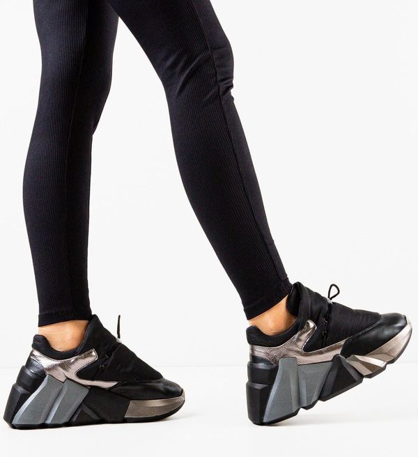 Wow Shoes Спортни Plicay Черни