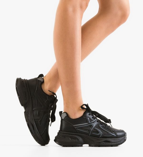 Maria Спортни Prigan Черни