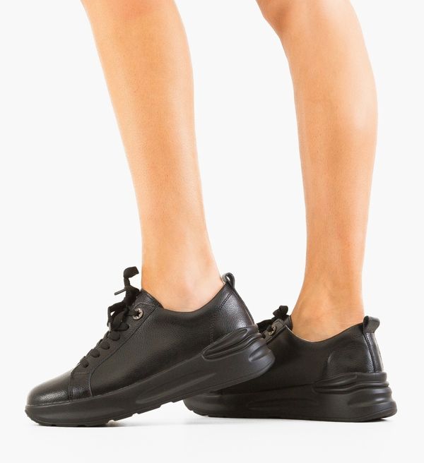 Angel Blue Спортни Rally Черни