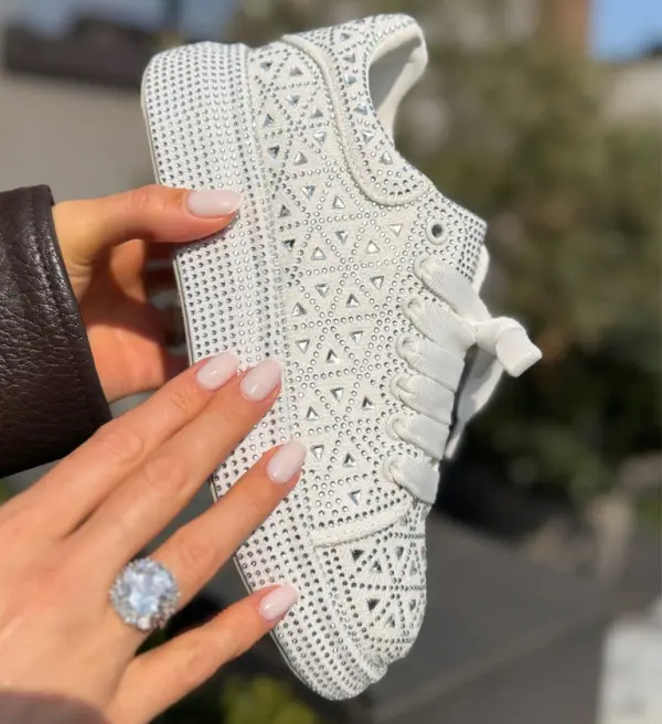 Carolie Спортни Renne Бели