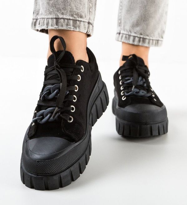 Ali Спортни Roach Черни