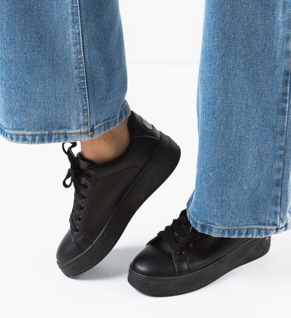 Maria Спортни Rosen Черни