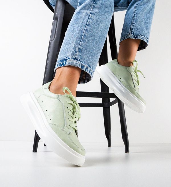 Angel Blue Спортни Rubie Зелени