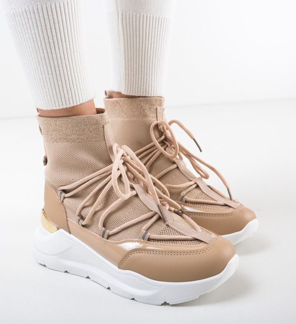 Ali Спортни Russo Каки