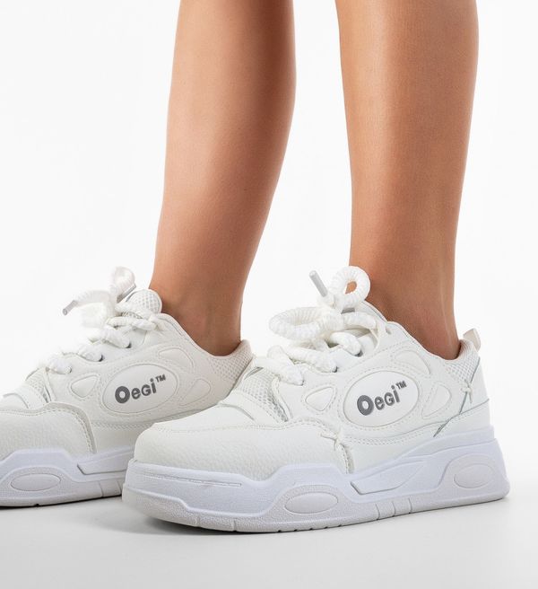 Zoha Спортни Scarl Бели