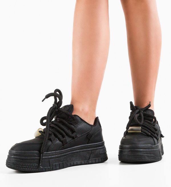 Maria Спортни Scec Черни