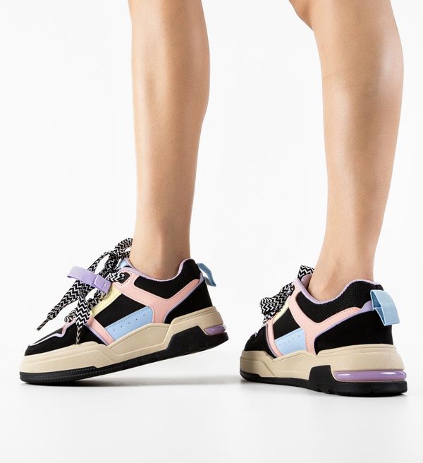 Cristina Спортни Scolecit Черни