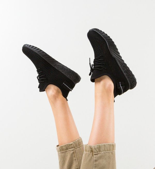 Mei Спортни Shani Черни