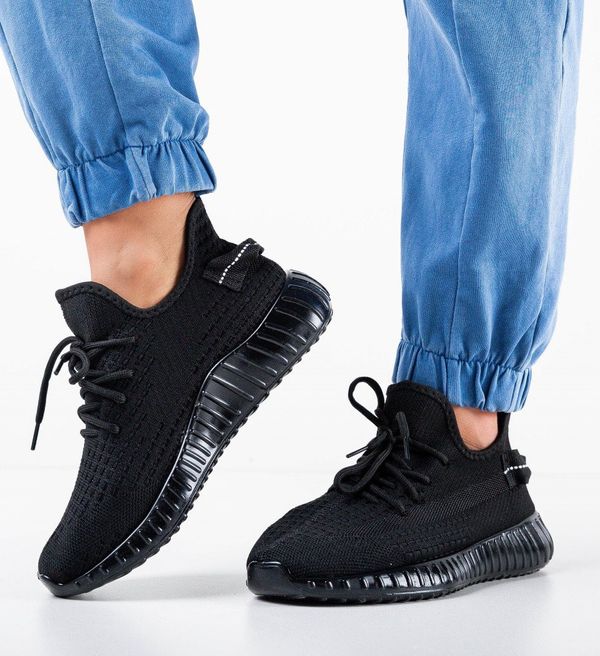 Zoha Спортни Shein Черни