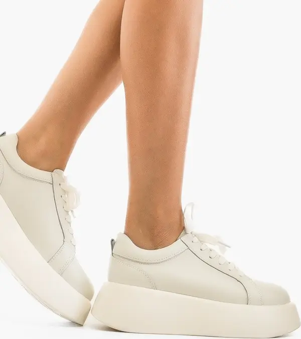 Angel Blue Спортни Silona Бели