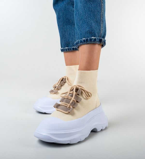 Wow Shoes Спортни Solare Бежов