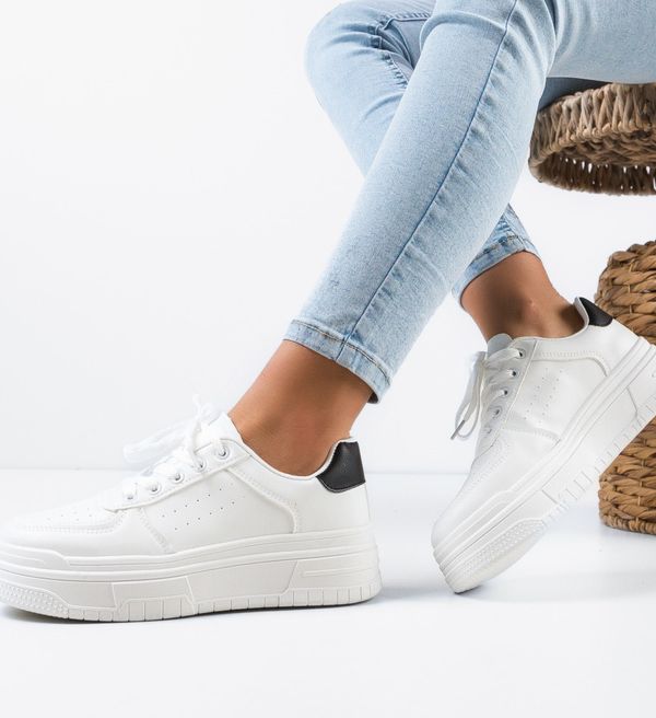 Maria Спортни Sosa Бели