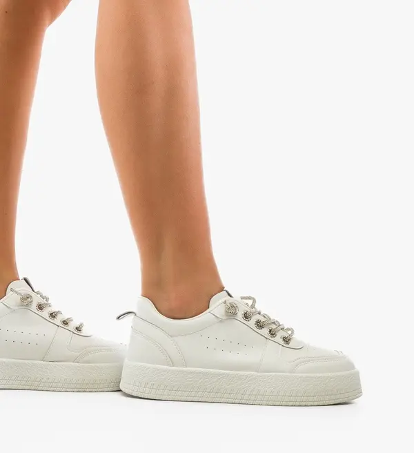 Maria Спортни Thea Бели