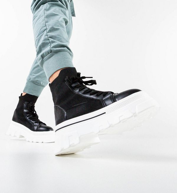 Mei Спортни Tior 2 Черни