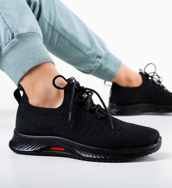 Zoha Спортни Tor Черни