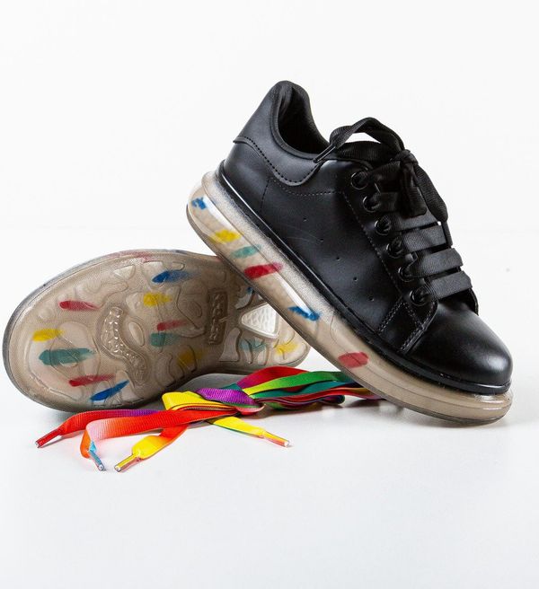 Udobni Спортни Trauy Черни