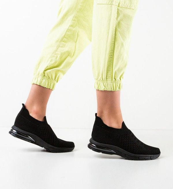 Mei Спортни Trejo Черни