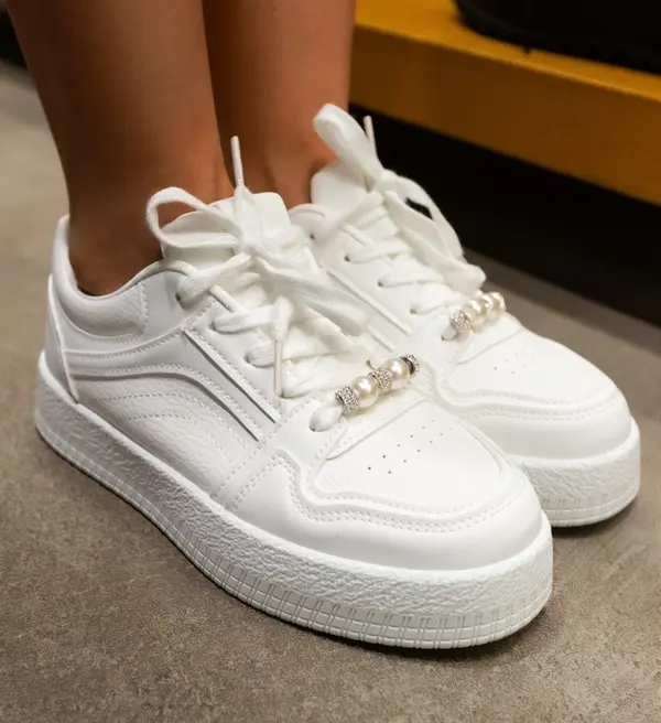 Maria Спортни Tuly Бели