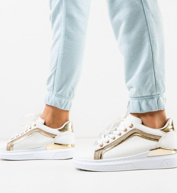 Kavia Спортни Ujah Бели