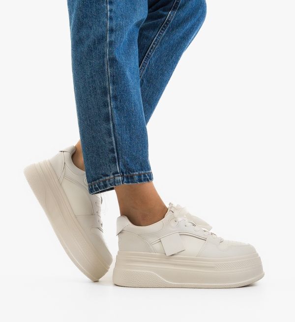 Mei Спортни Uynn Бели