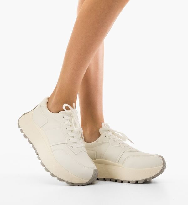 Maria Спортни Vanha Бели