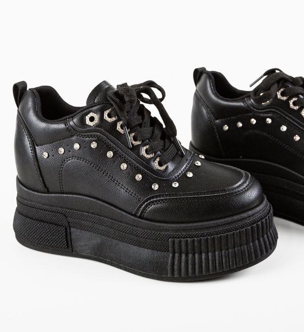 Tony Спортни Vegry Черни