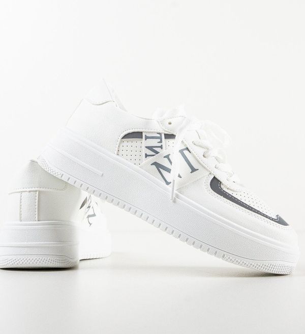 Maria Спортни Vuton Бели