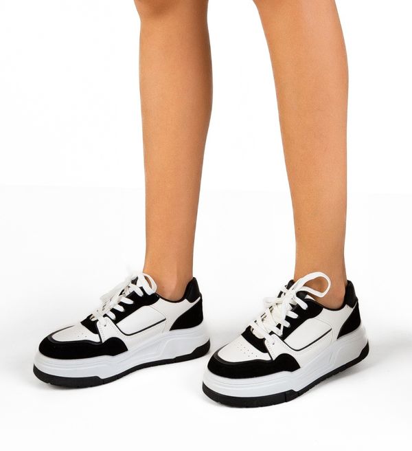 Maria Спортни Waldo Черни