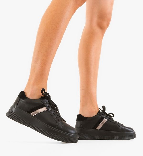 Angel Blue Спортни Wansa Черни