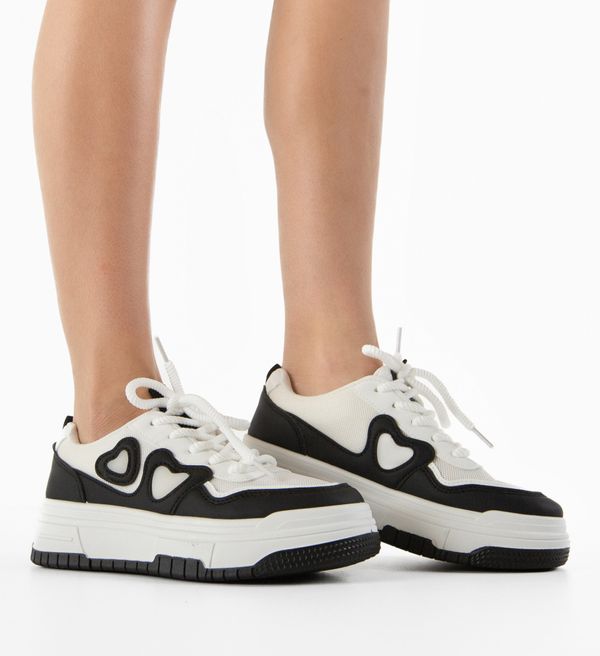 Maria Спортни Wells Черни