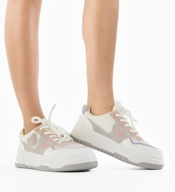 Maria Спортни Wells Цветен