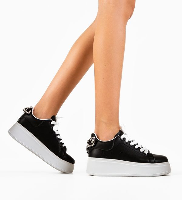 Ali Спортни Wilkins Черни