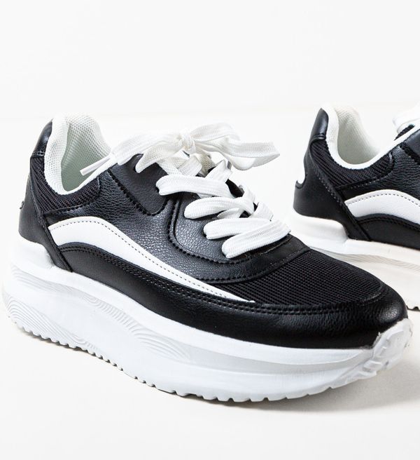 Zoha Спортни Xanthe Черни