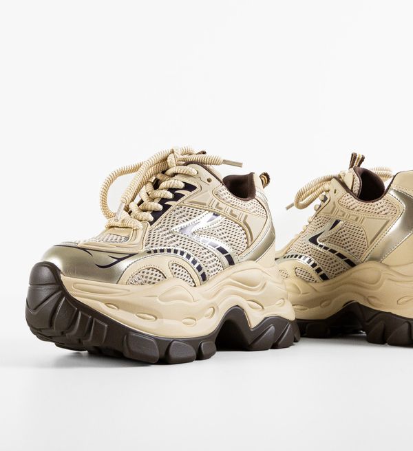 Mei Спортни Yemme Бежов