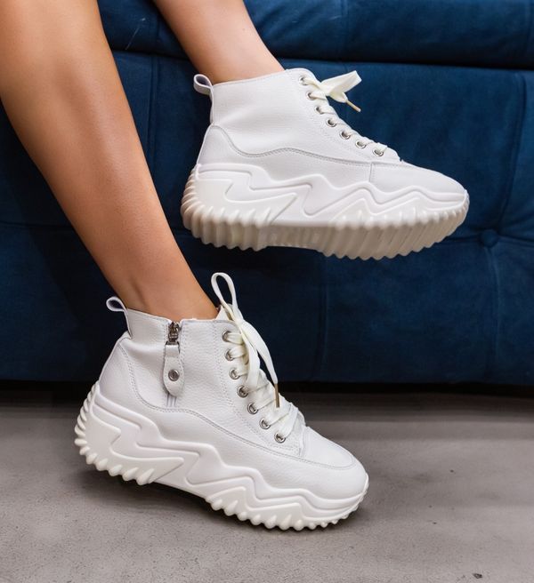 Maria Спортни Yevro Бежов