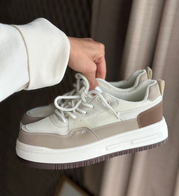 Maria Спортни Yijun Кафяв