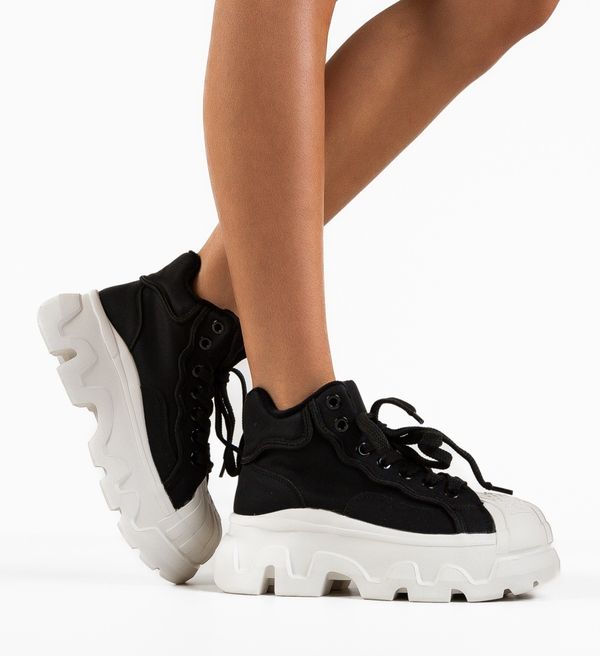 Mei Спортни Yoxby Черни