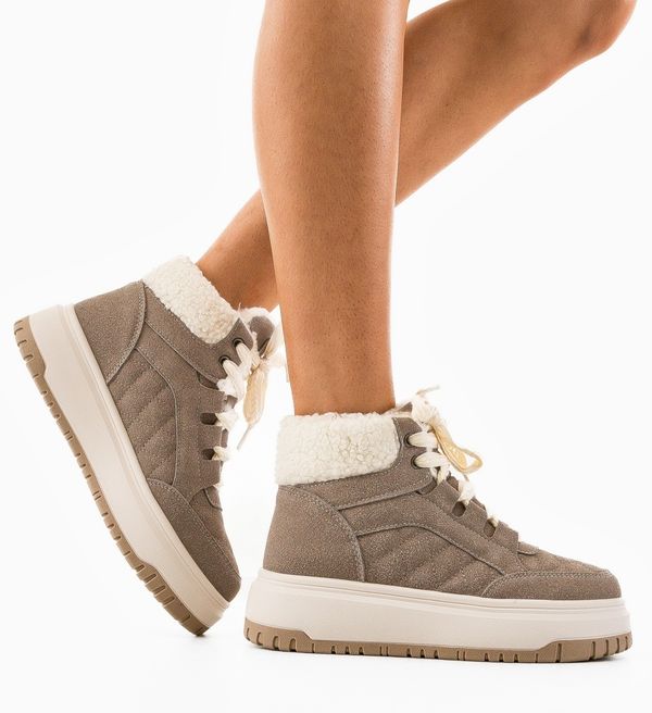 Maria Спортни Yry Сив