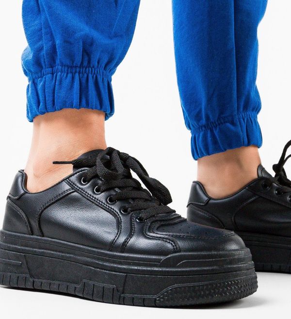 Maria Спортни Zak Черни