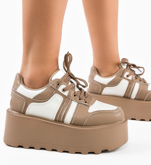 Zoha Спортни Zakar Каки