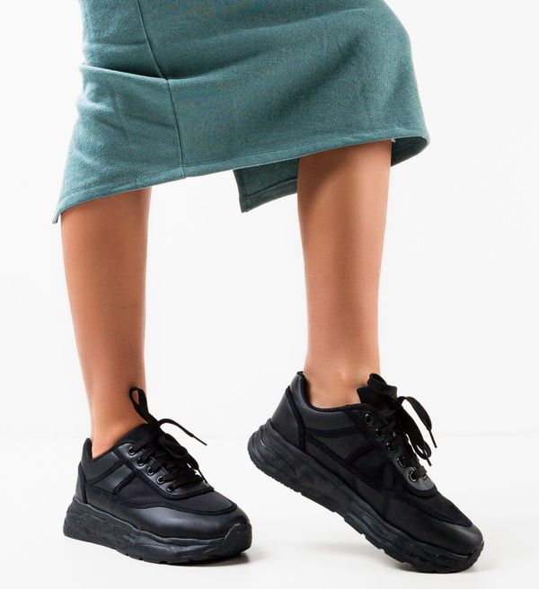 Mei Спортни Zakaria Черни