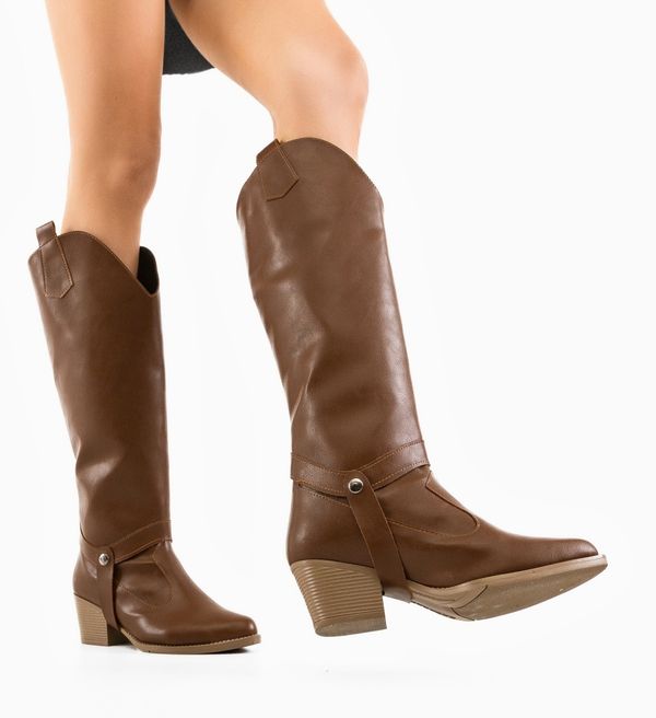 Wow Shoes Заострени Duosa Кафяв