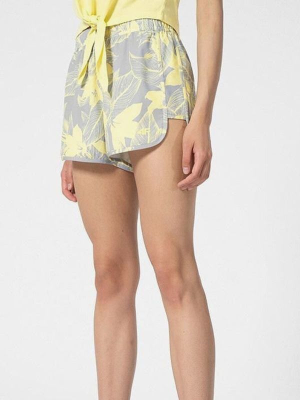 4F 4F Шорти Cheren