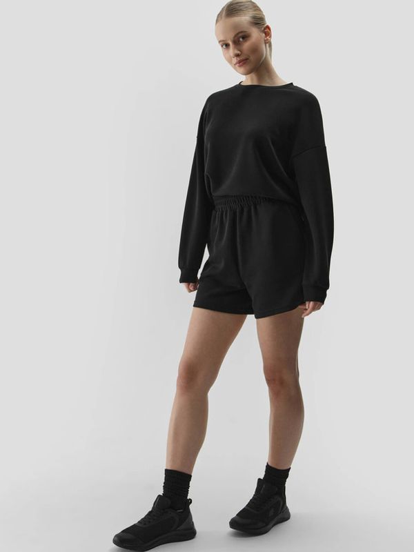 4F 4F Шорти Cheren